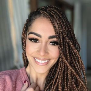 Dr Gina Cleo