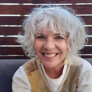 Dr Tina Broad